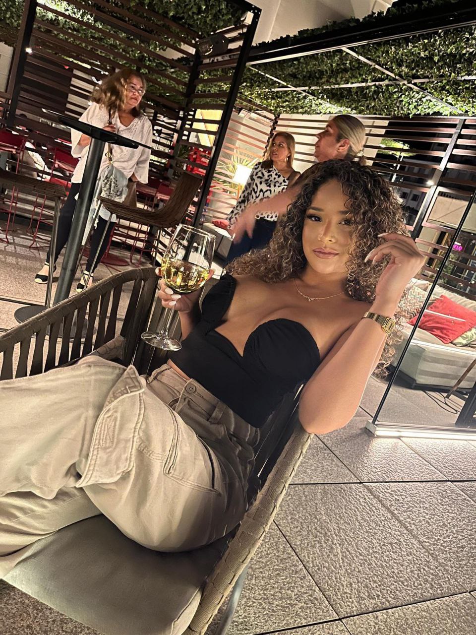 photo 1773703463 UyRfT7FE